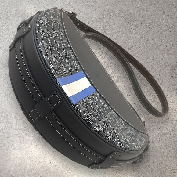 Goyard Hirondelle Limited Stripe Bag - Picture 3 of 12